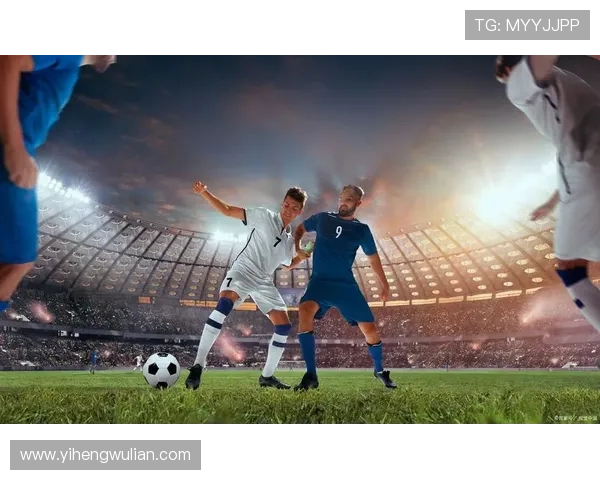 足球明星在绿茵场上展现技艺与激情的精彩瞬间